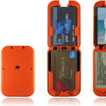 Flipside Wallet Keeps Your Cash, Cards And Personal Information Safe