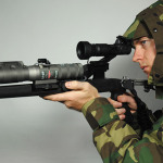 Glare LA-9/P, A Military-Grade Laser Pointer That Blinds Enemies From 2.5 Miles Away