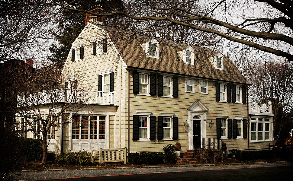 amityville horror house pictures ghost. amityville house Haunted