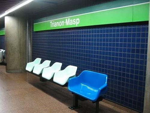 No Go For Sao Paulo Train Stations, Bar Stool For Fat Person