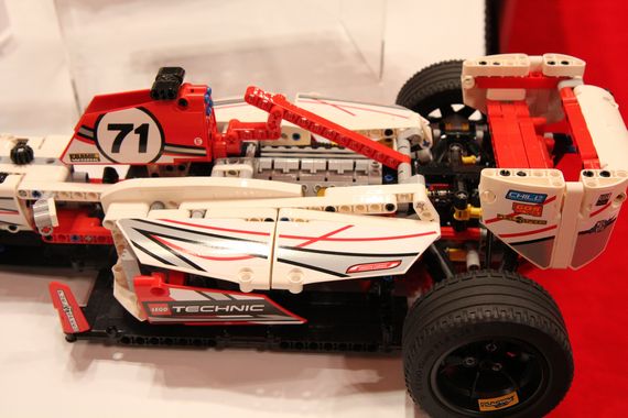 LEGO Technic Grand Prix Racer 42000-9