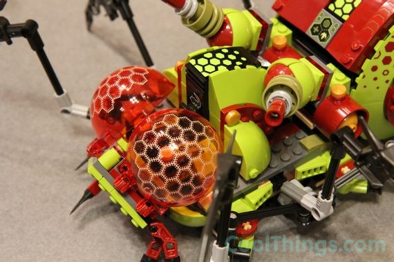 lego-hive-crawler-8
