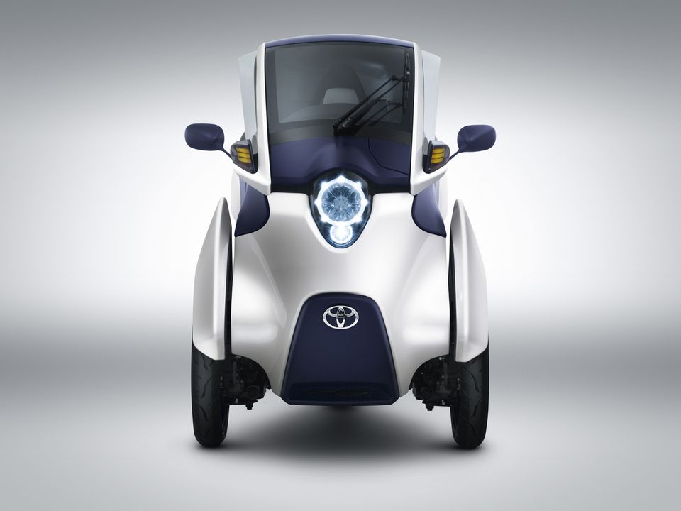 toyota-i-road-ev-concept-3