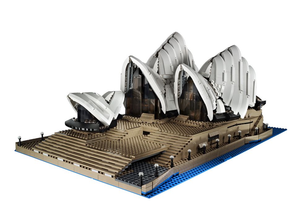 LEGO-Sydney-Opera-House-10234-5