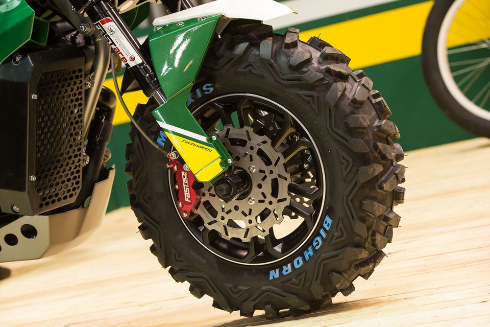 Brutus-750-motorcycle- 3