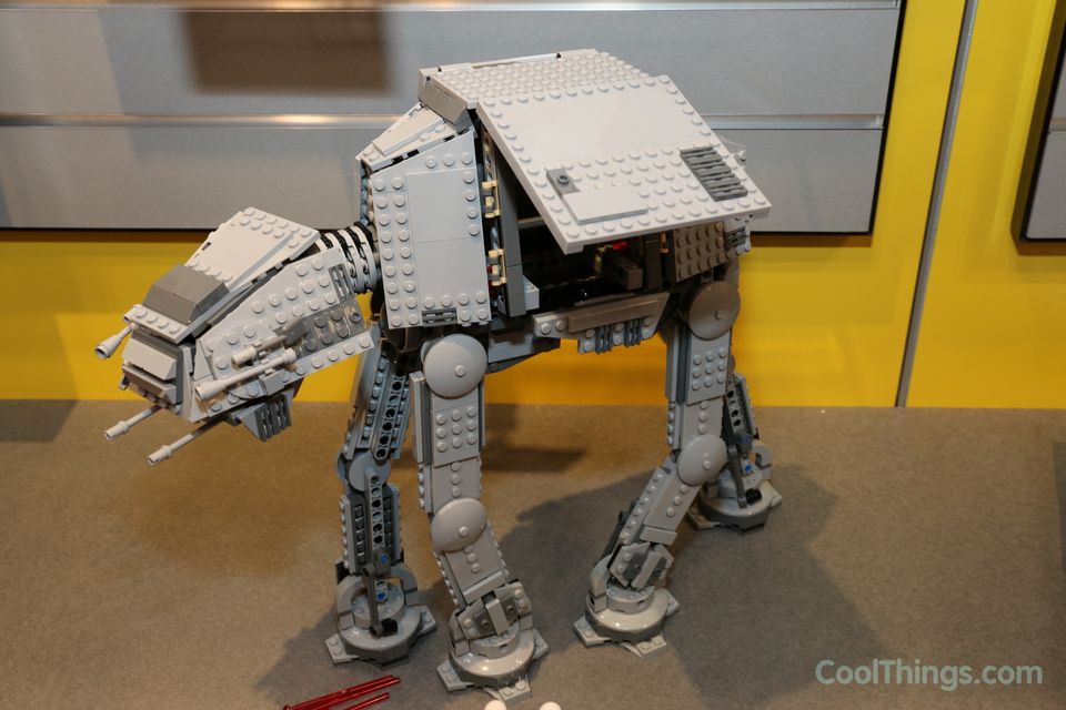 LEGO Star Wars 75054 AT-AT-2