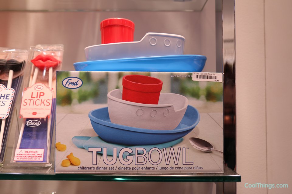 tug-bowl-children's-dinner-set