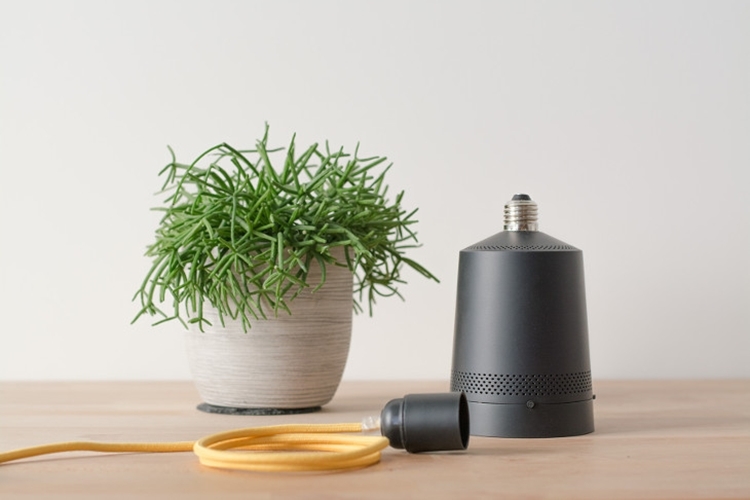 beam-socket-projector-1