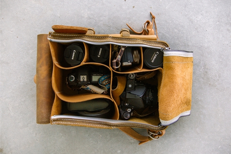 hill-street-camera-bag-axe-3