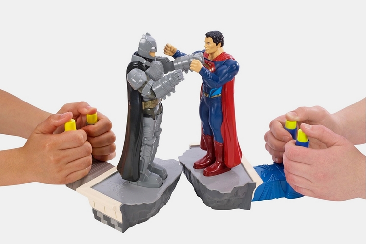 Mattel Batman v Superman Rock 'Em Sock 'Em Game