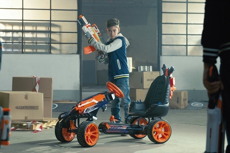 hauck-nerf-battle-racer-ride-on-2