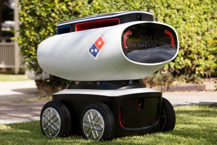 dominos-dru-robot-1