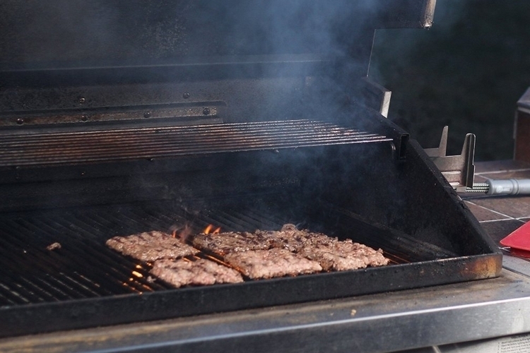 cave-tools-burger-maker-2