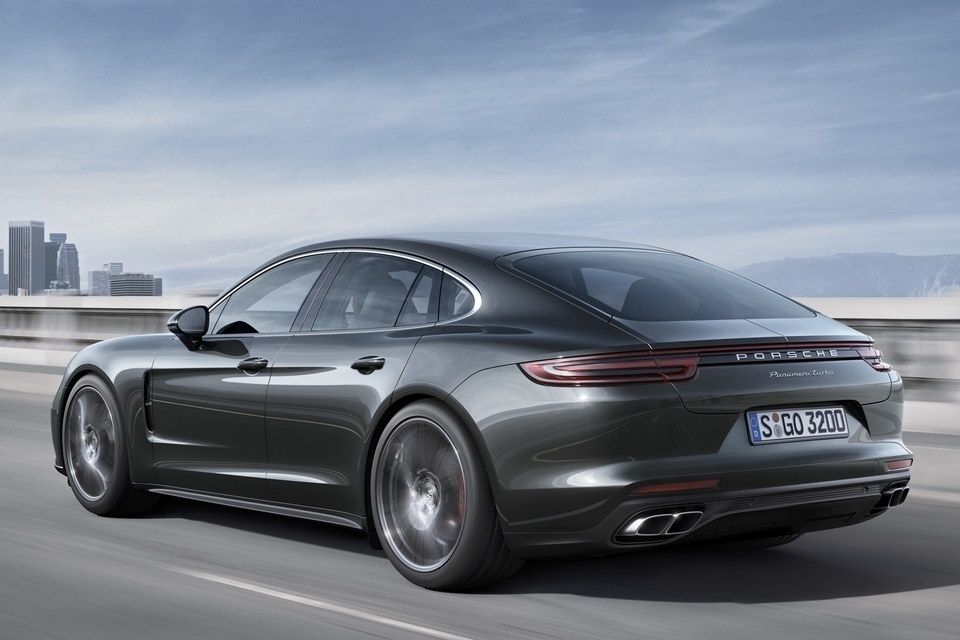 2017-porsche-panamera-3
