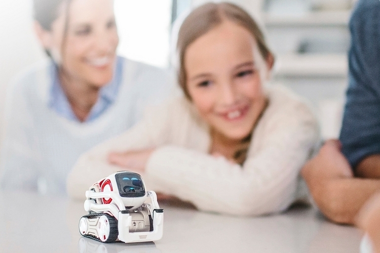 anki-cozmo-3