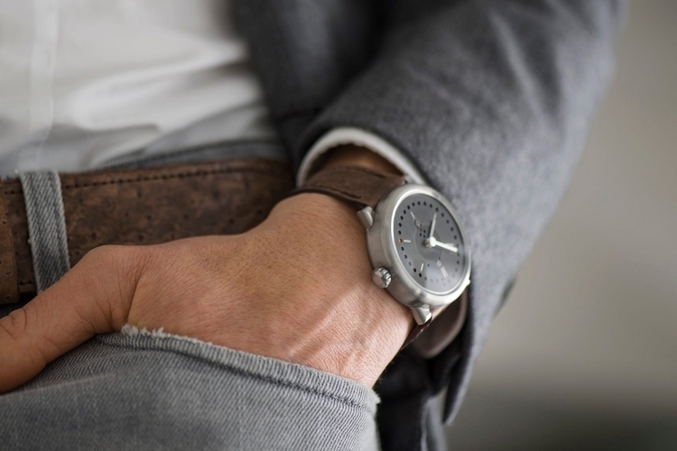 ochs-und-junior-perpetual-calendar-watch-3