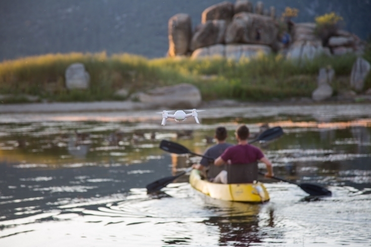 yuneec-breeze-selfie-drone-3