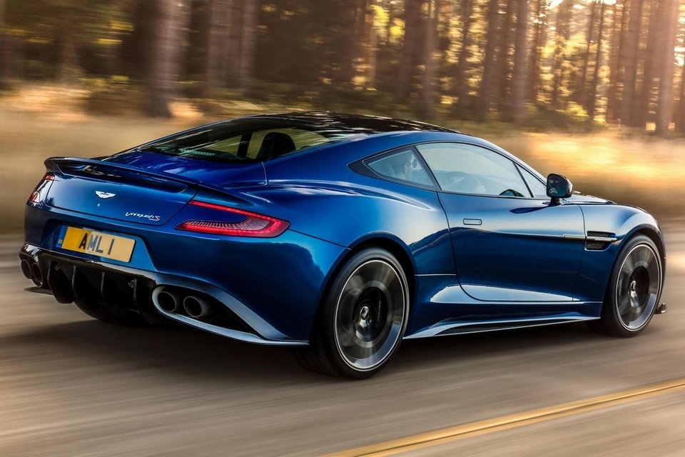 aston-martin-vanquish-s-3