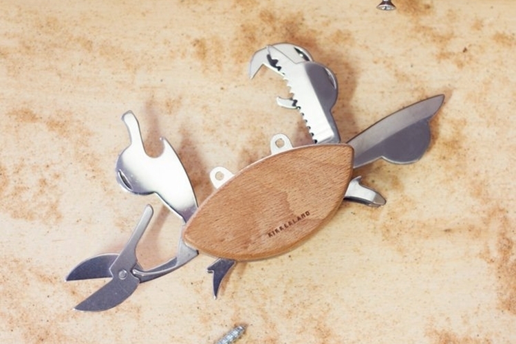 kikkerland-crab-multi-tool-3