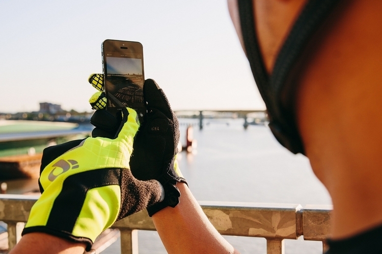 taps-fingerprint-sticker-2