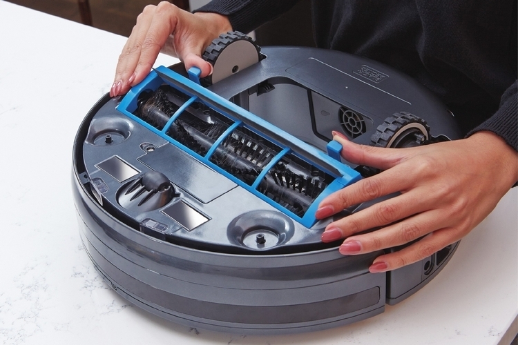 black-decker-smartech-robotic-vacuum-3