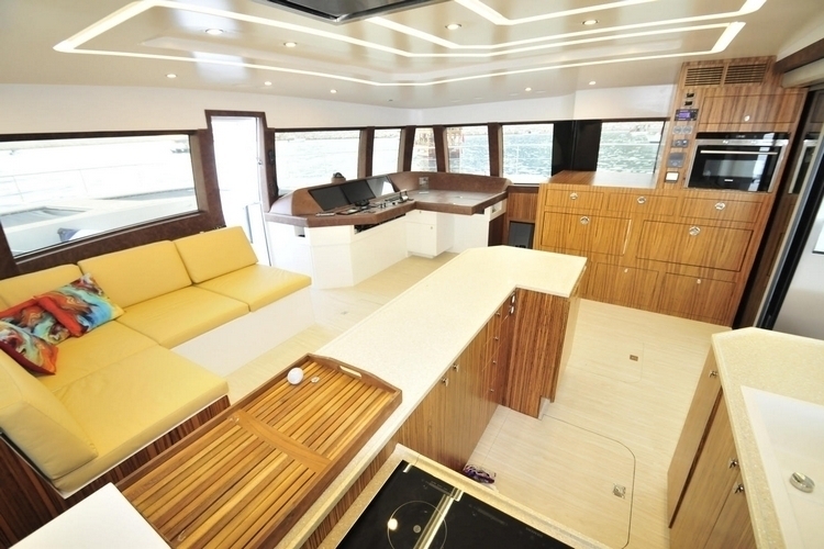 solarwave-64-yacht-4