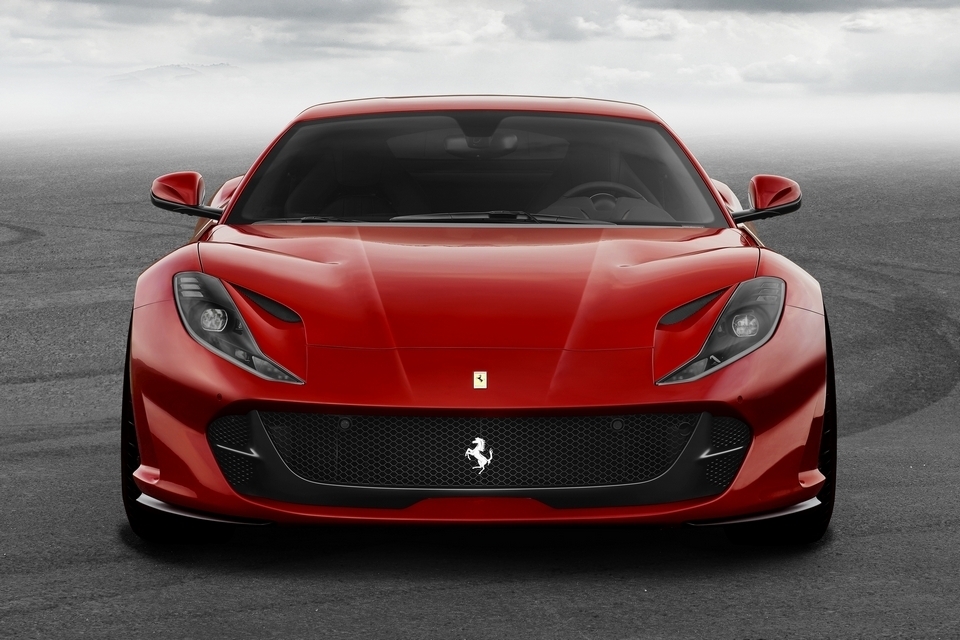ferrari-812-superfast-2