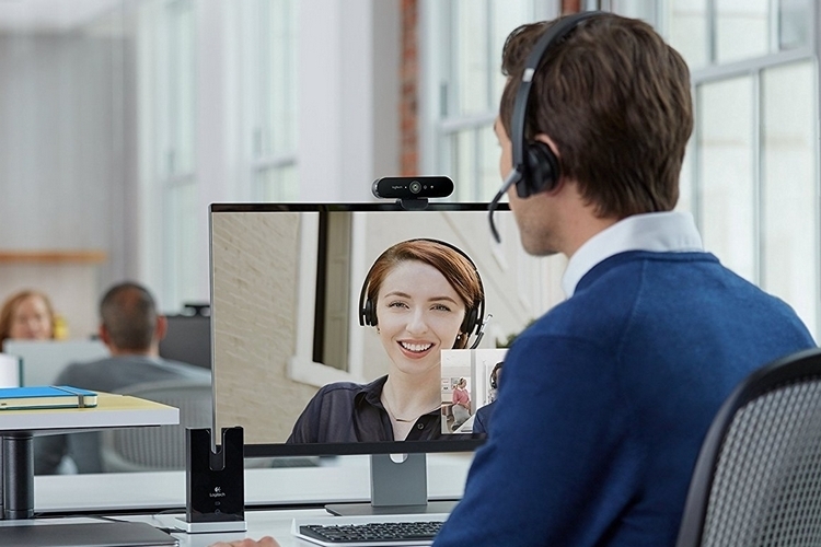logitech-brio-4k-webcam-3