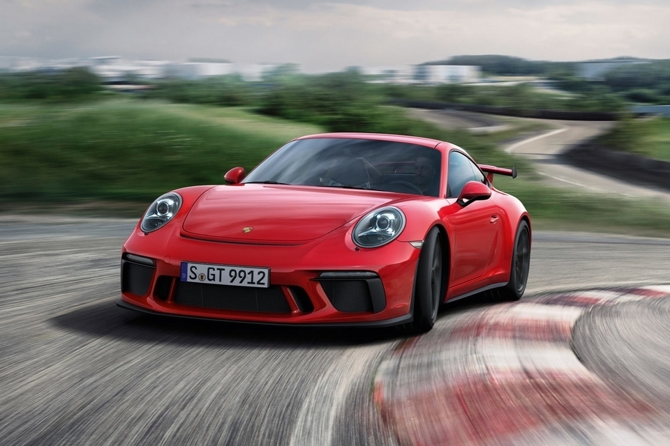 2018-porsche-911-gt3-0