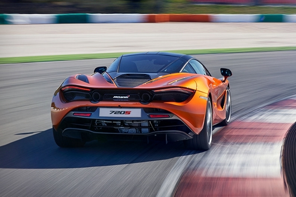 mclaren-720s-3
