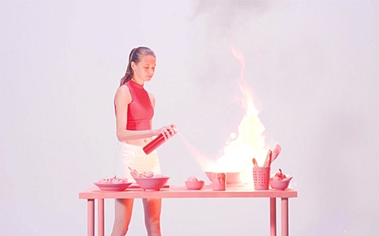 ziniz-saviore-fire-extinguisher-3