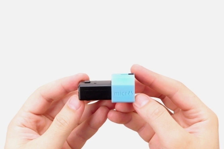 micro-universal-travel-adapter-1