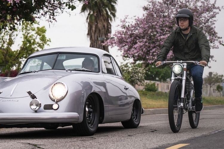 vintage-electric-emory-outlaw-tracker-3
