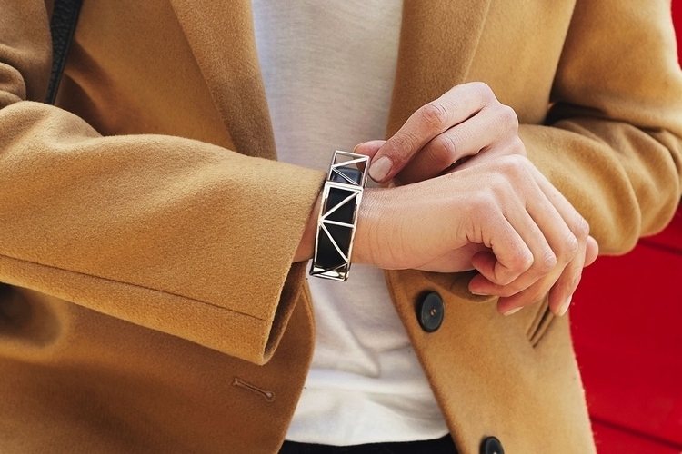 bellafit-fitness-tracker-jewelry-1