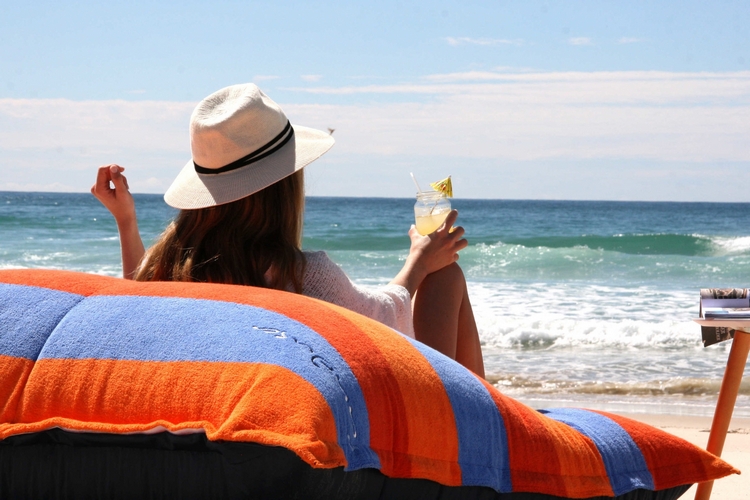 sandusa-beach-towel-bean-bag-3