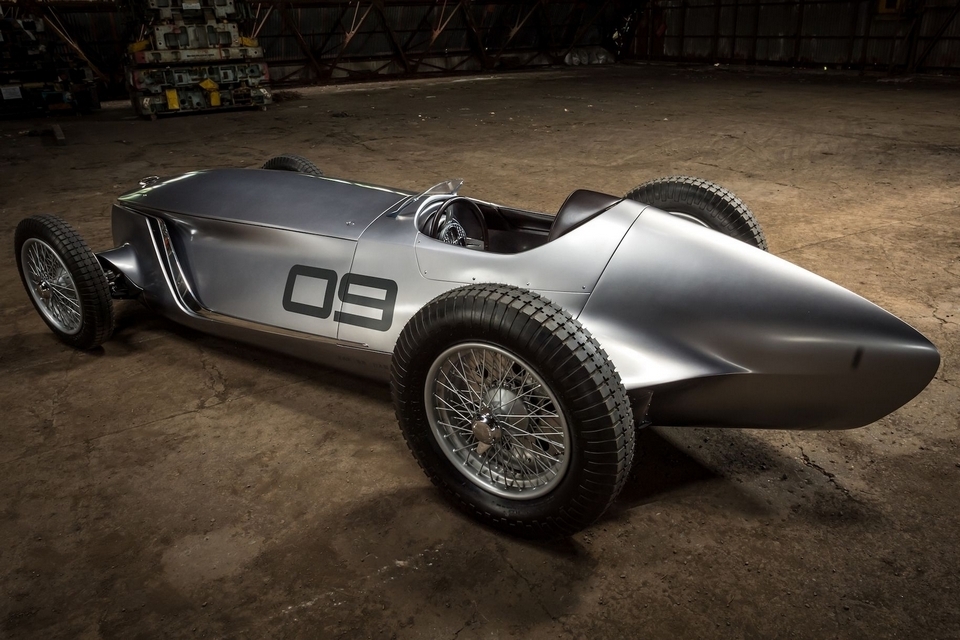 infiniti-prototype-9-3