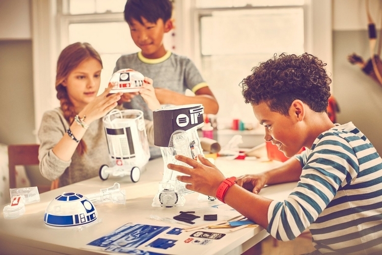 littlebits-star-wars-droid-inventor-kit-3