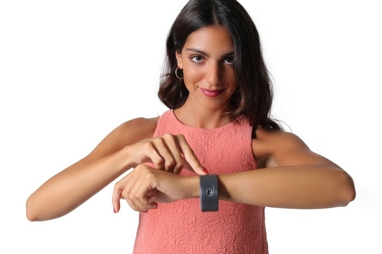 cleep-wrist-camera-2