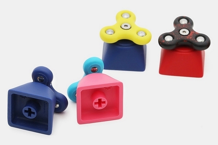 hammer-fidget-spinner-keycap-1