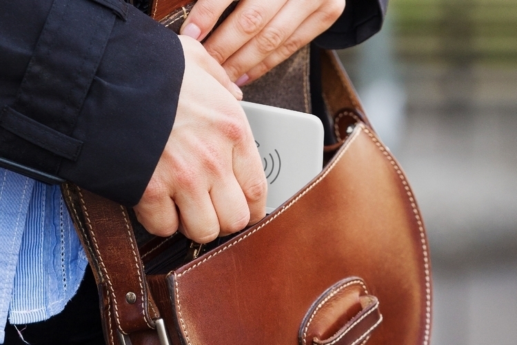 avido-wiba-wireless-power-bank-4