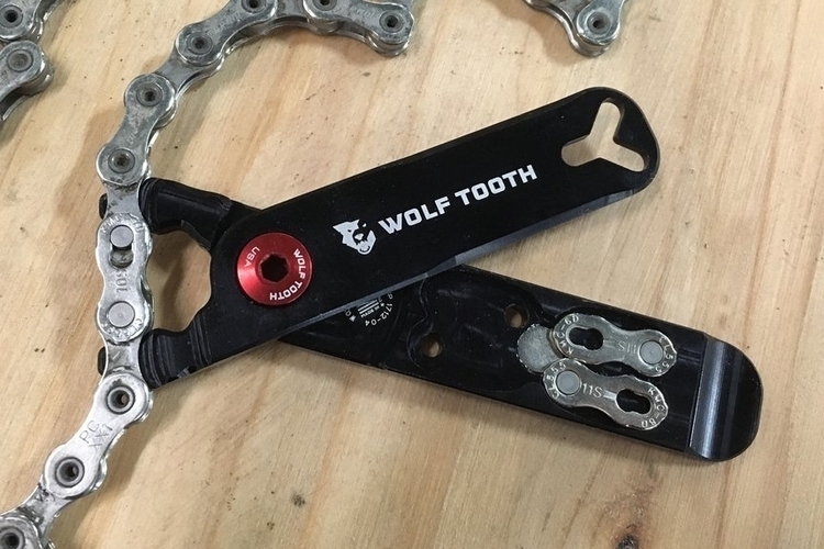 wolftooth-pack-pliers-4