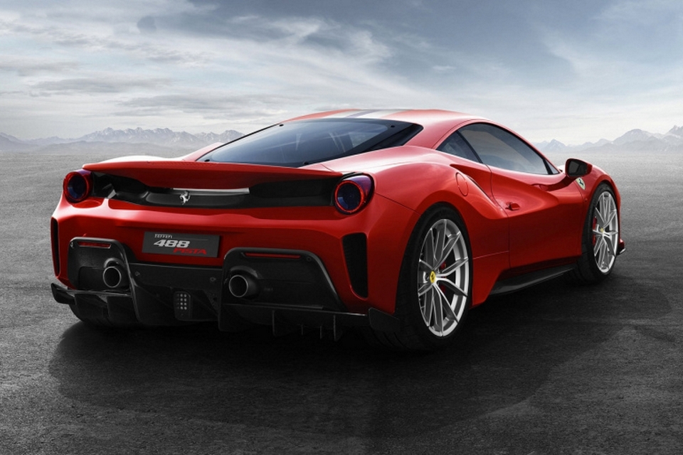 ferrari-488-pista-2