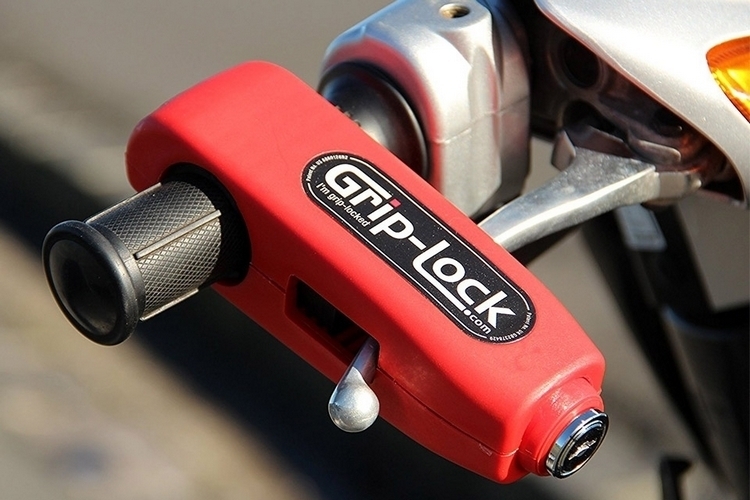 grip-lock-motorcycle-handlebar-lock-4