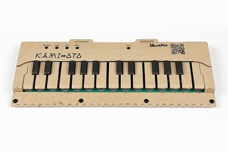 kami-oto-cardboard-midi-keyboard-3