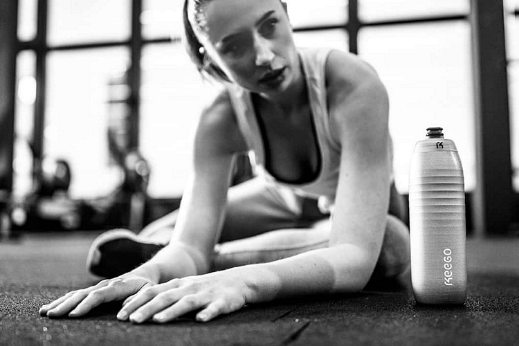 keego-squeezable-metal-water-bottle-2