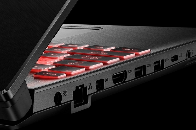 ASUS-rog-strix-scar-ii-4