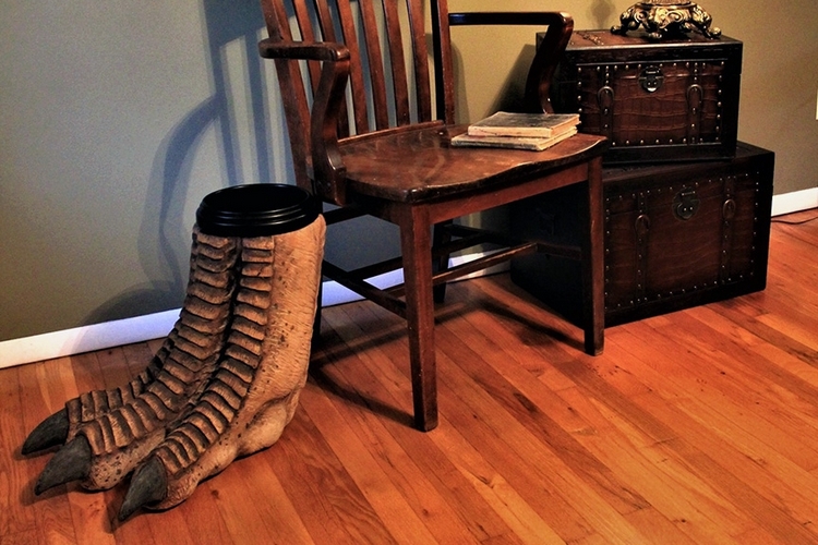 regal-robot-faux-dinosaur-foot-waste-basket-2