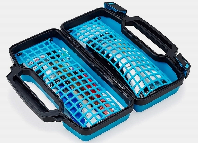 tooletries-hard-case-toiletry-bag-3
