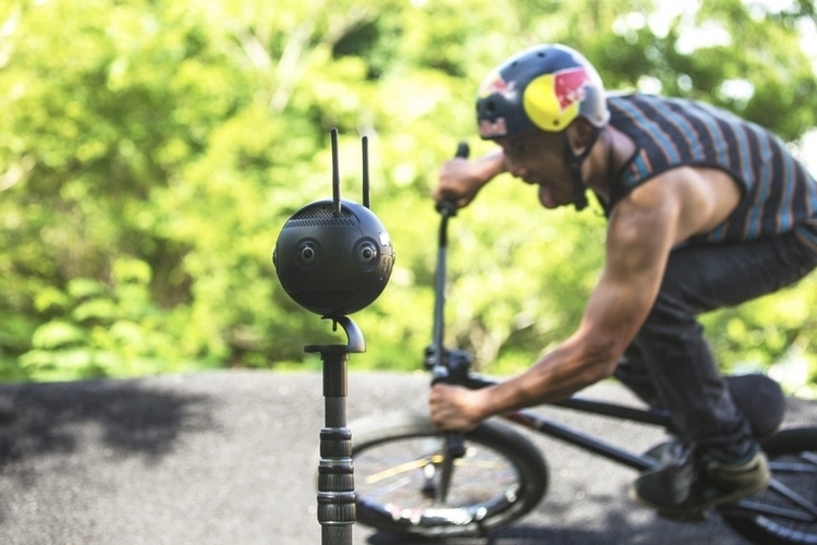 insta360-pro-2-4