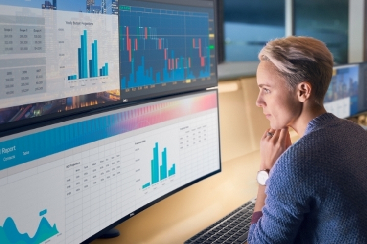 dell-ultrasharp-49-inch-curved-monitor-4